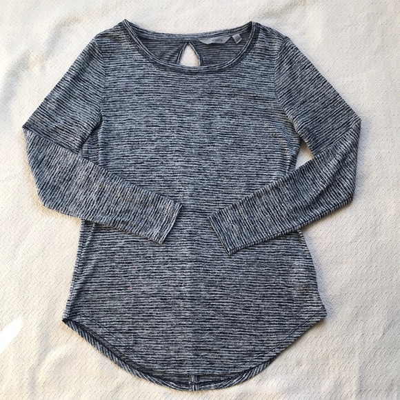 Athleta Tops - Athleta Key Hole Back Long Sleeve